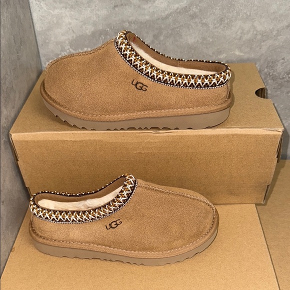 UGG Other - UGG TASMAN KIDS